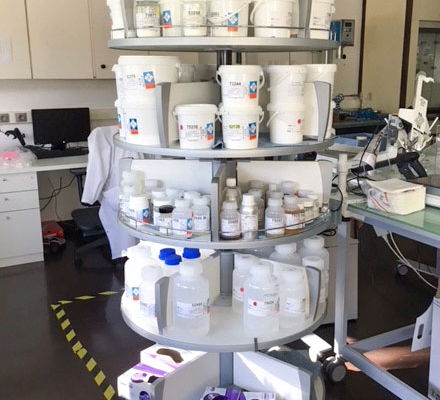 Colonnes rotatives pour laboratoires